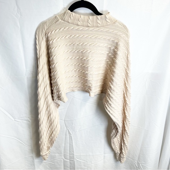 Beige Tan Knit Plus Size Cut Out Front Crop Shawl Sweater XL - Picture 2 of 4